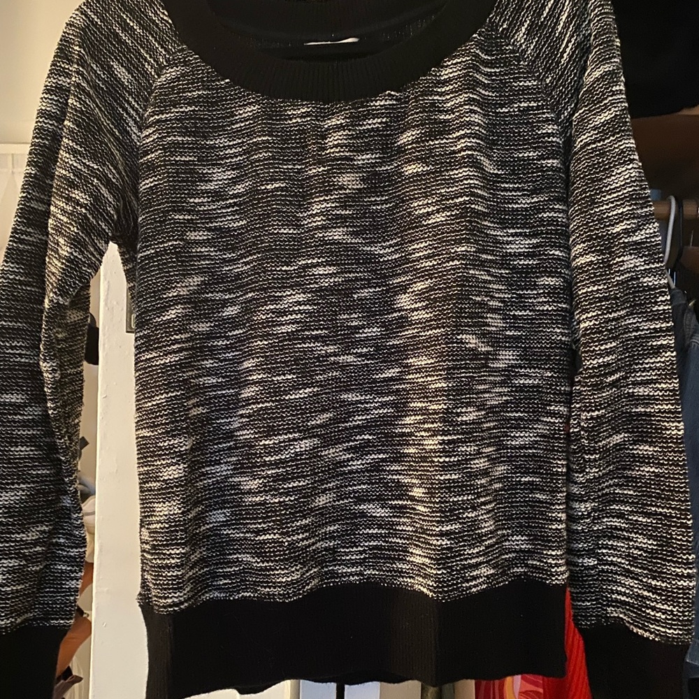 Crewneck Black & White Club Monaco Sweater (S)